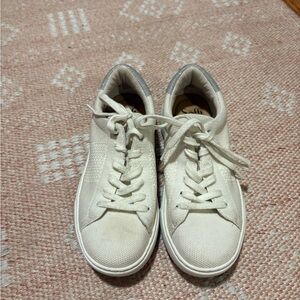 Sofft Women's Cream Knit Lace-Up Sneakers